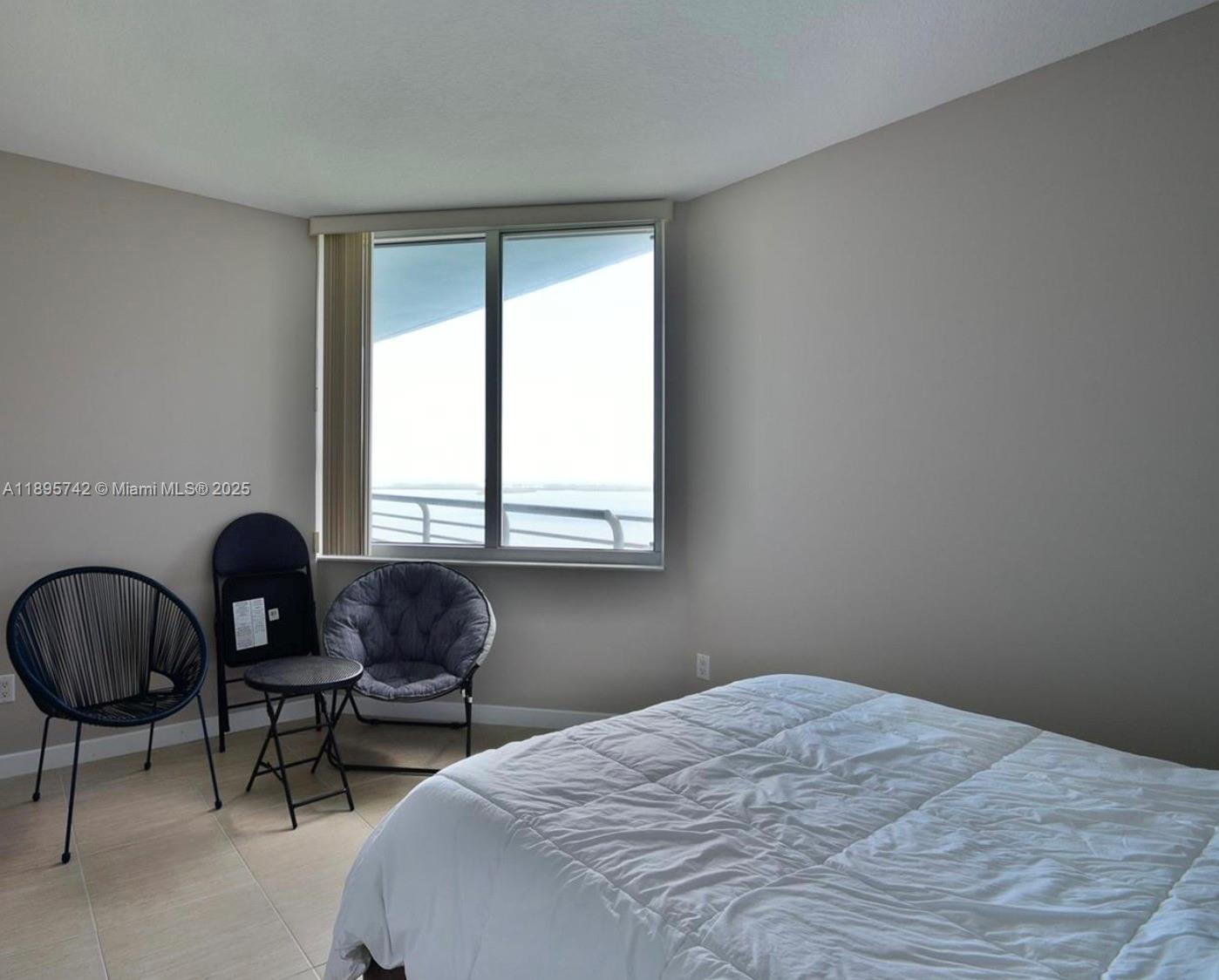 335 S Biscayne Blvd # 2707
