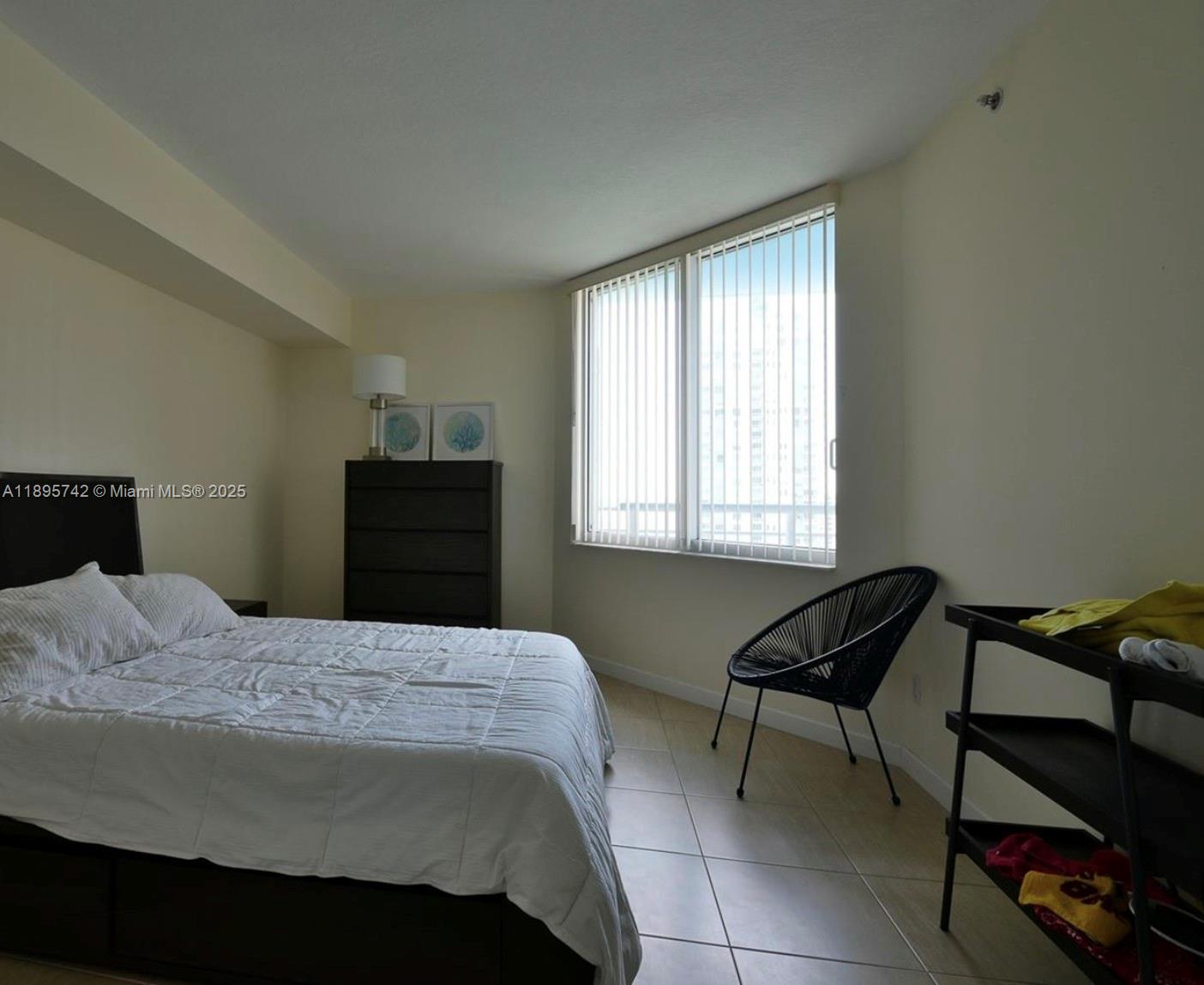 335 S Biscayne Blvd # 2707