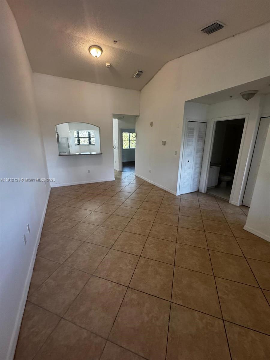 22621 SW 88th Pl # 8 Unit: 302-8