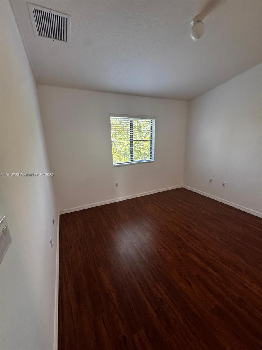 22621 SW 88th Pl # 8 Unit: 302-8