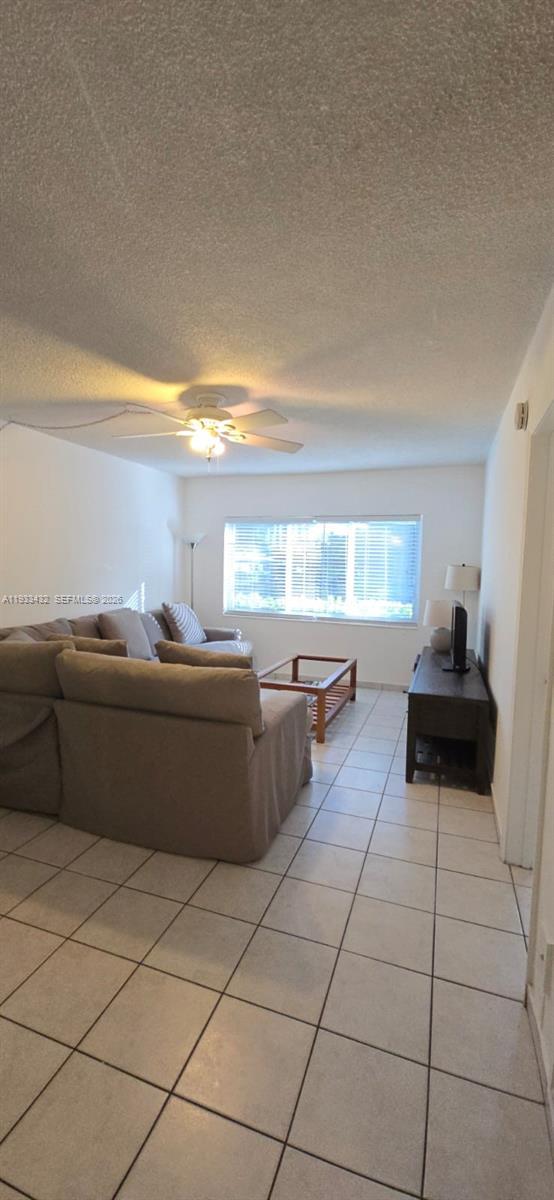 1001 SE 16th St # 1