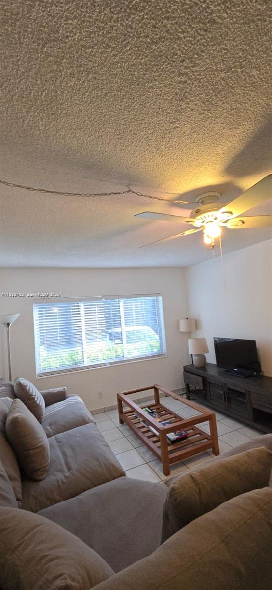 1001 SE 16th St # 1
