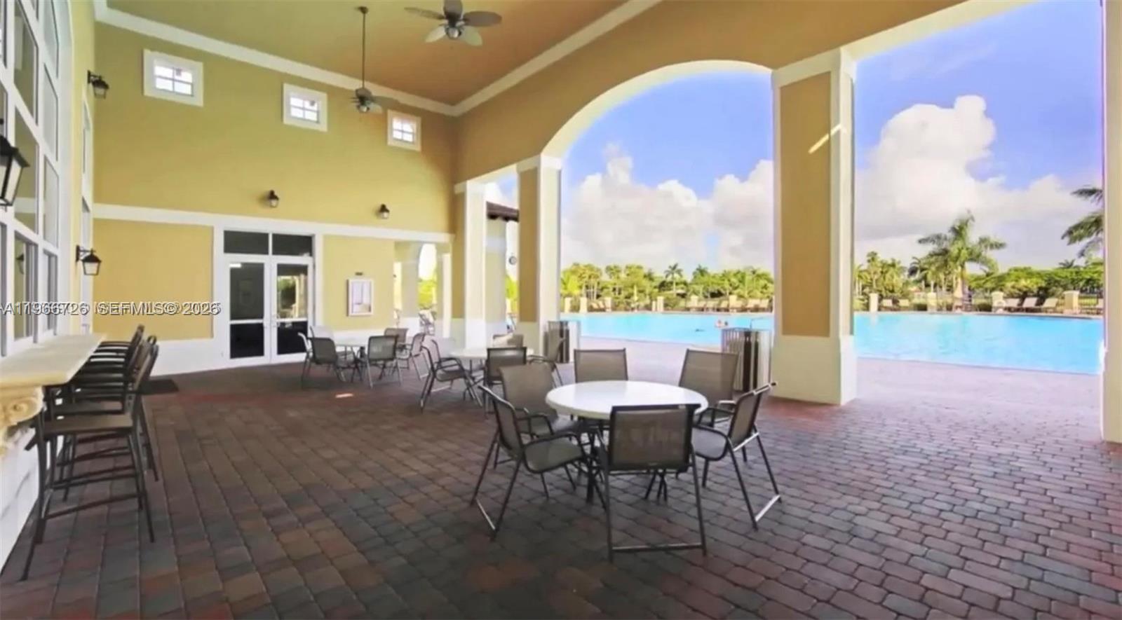 22621 SW 88th Pl # 8 Unit: 302-8