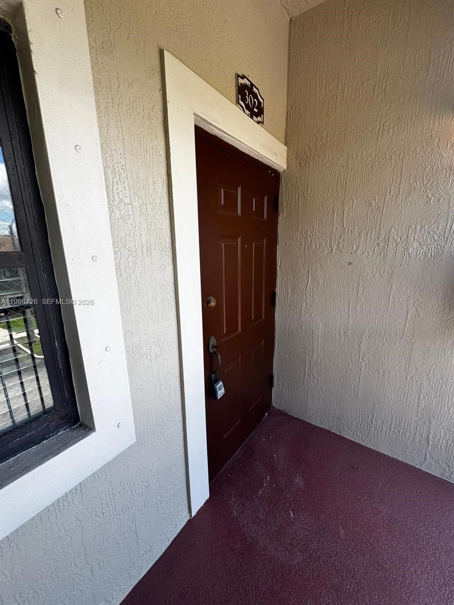 22621 SW 88th Pl # 8 Unit: 302-8