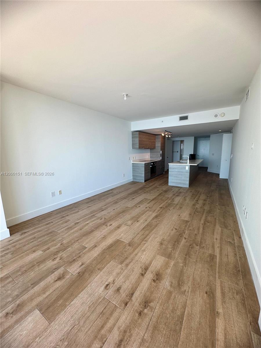 650 NE 32 street # 1805