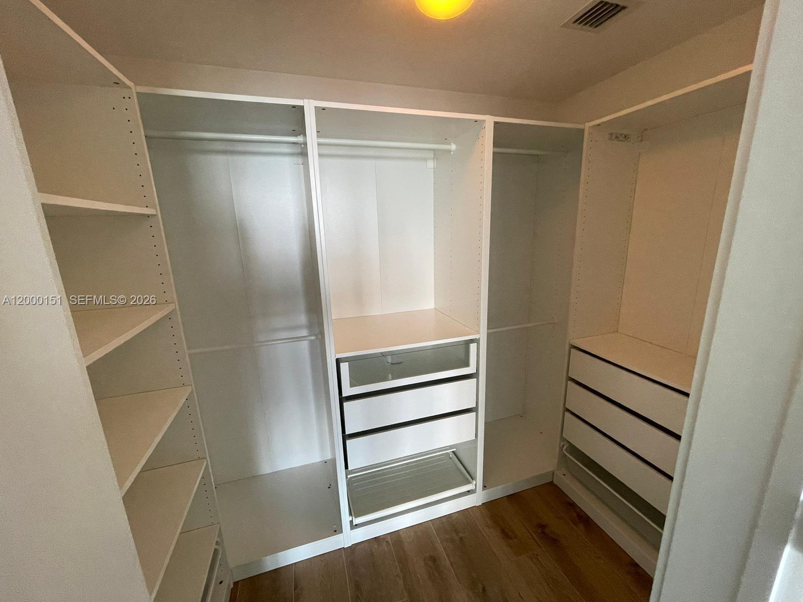 650 NE 32 street # 1805