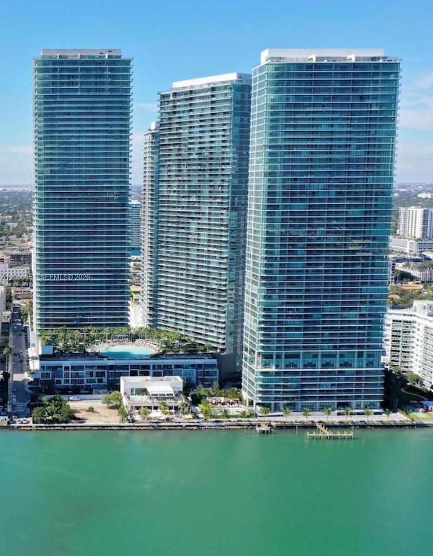 650 NE 32 street # 1805