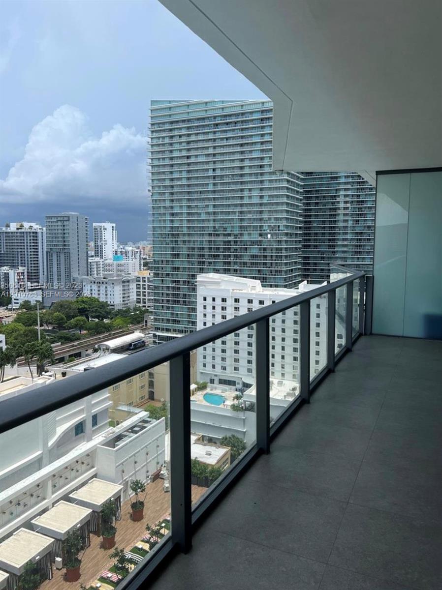 1300 S Miami Ave Unit: 1807