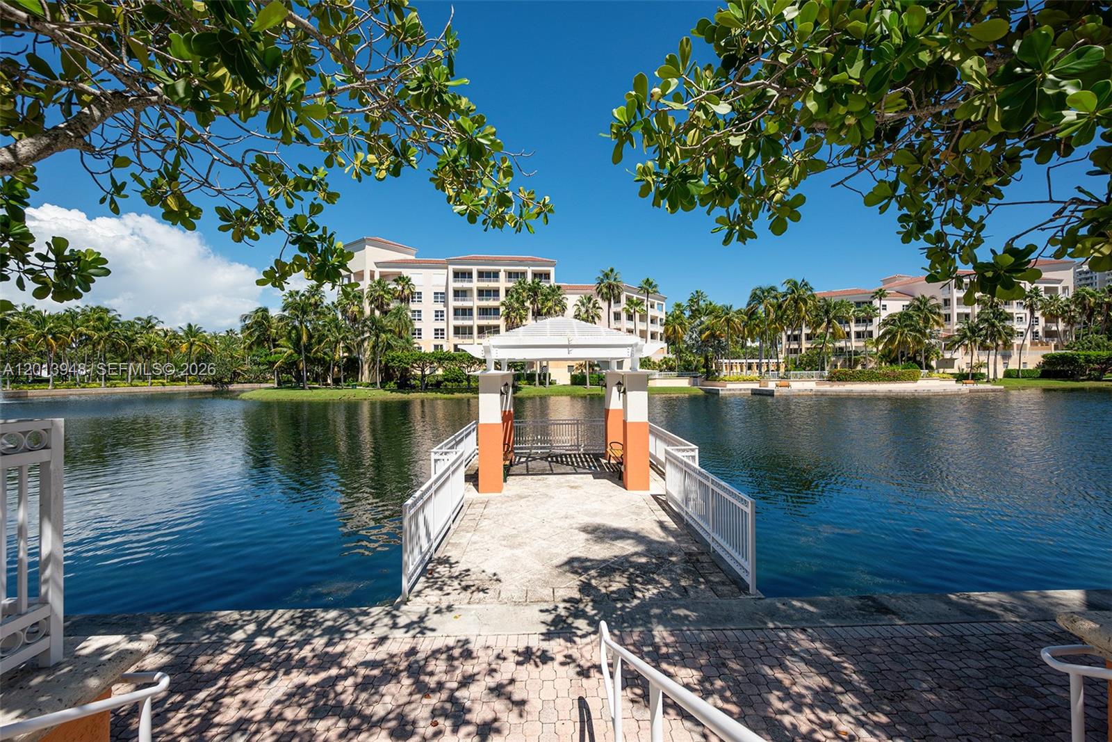 733 Crandon Blvd # 406