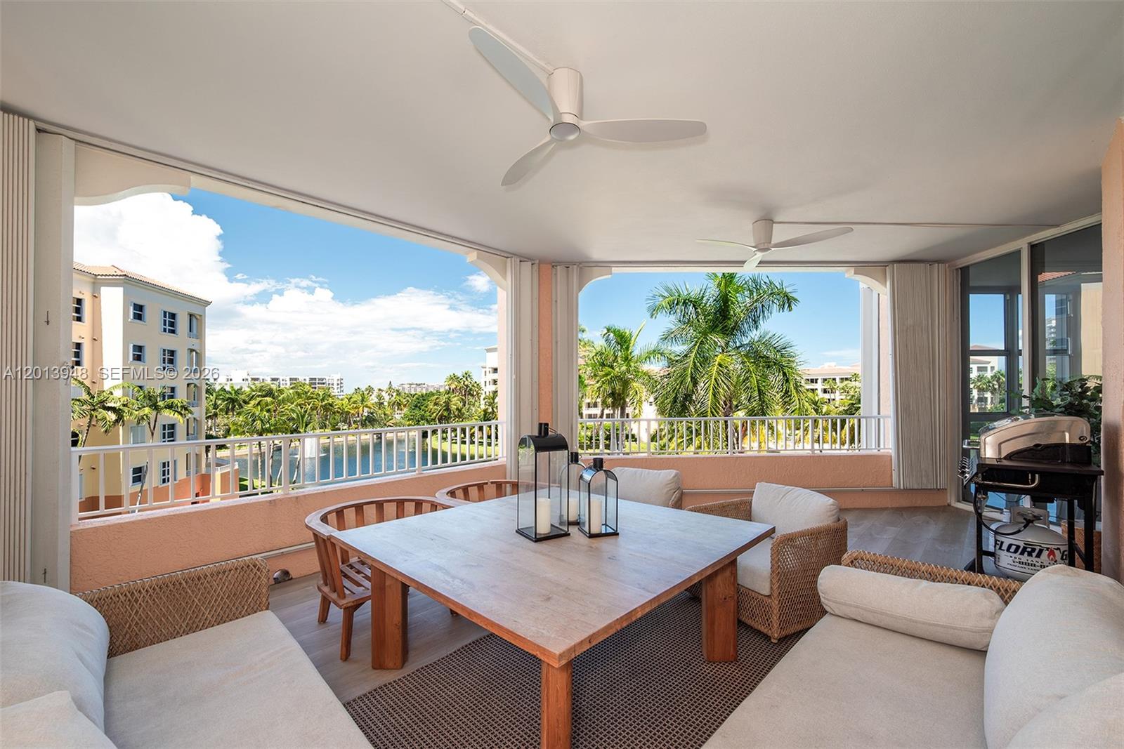 733 Crandon Blvd # 406
