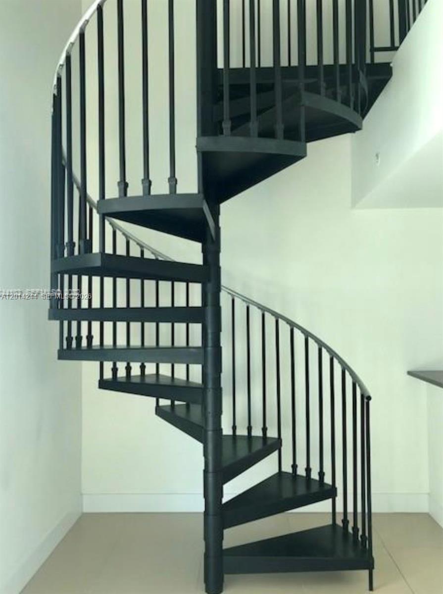 300 S Biscayne Blvd # L32 Unit: L-L32