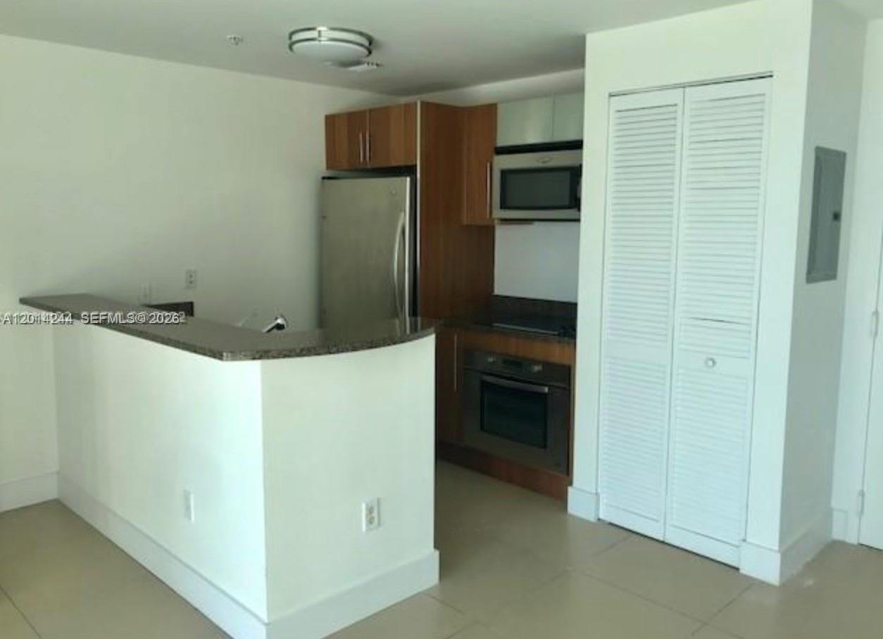 300 S Biscayne Blvd # L32 Unit: L-L32