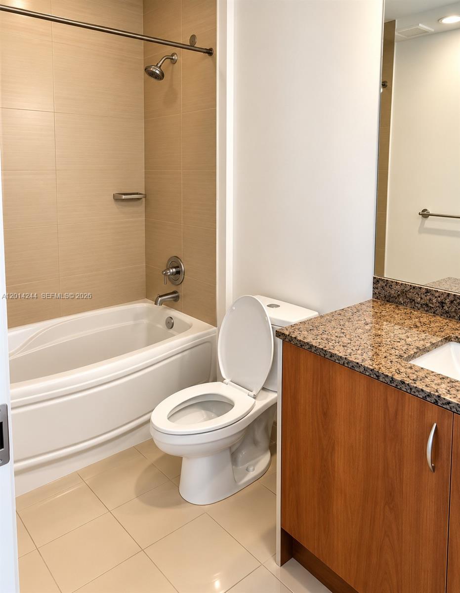 300 S Biscayne Blvd # L32 Unit: L-L32