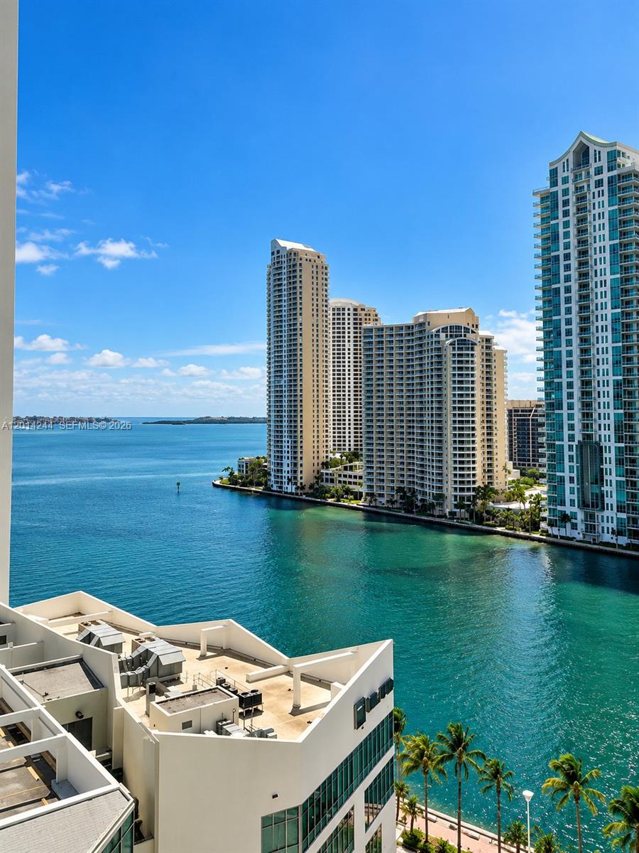 300 S Biscayne Blvd L32 Unit L L32 Miami Fl 33131 9bac48c53257ad6b673a8b29d00bef12