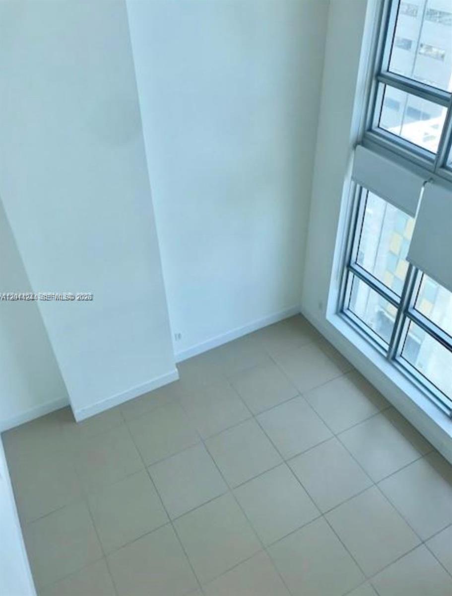 300 S Biscayne Blvd # L32 Unit: L-L32