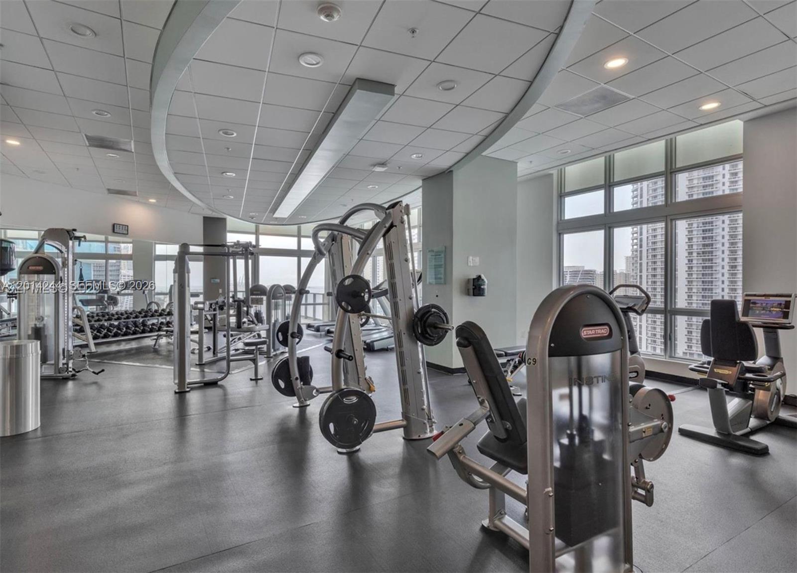 300 S Biscayne Blvd # L32 Unit: L-L32