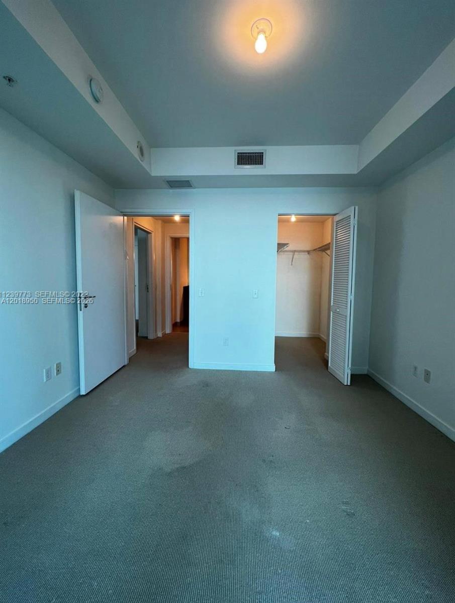 300 S Biscayne Blvd # 1606 Unit: T-1606