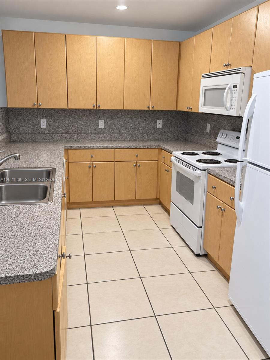22631 SW 88th Pl # 18 Unit: 5-18