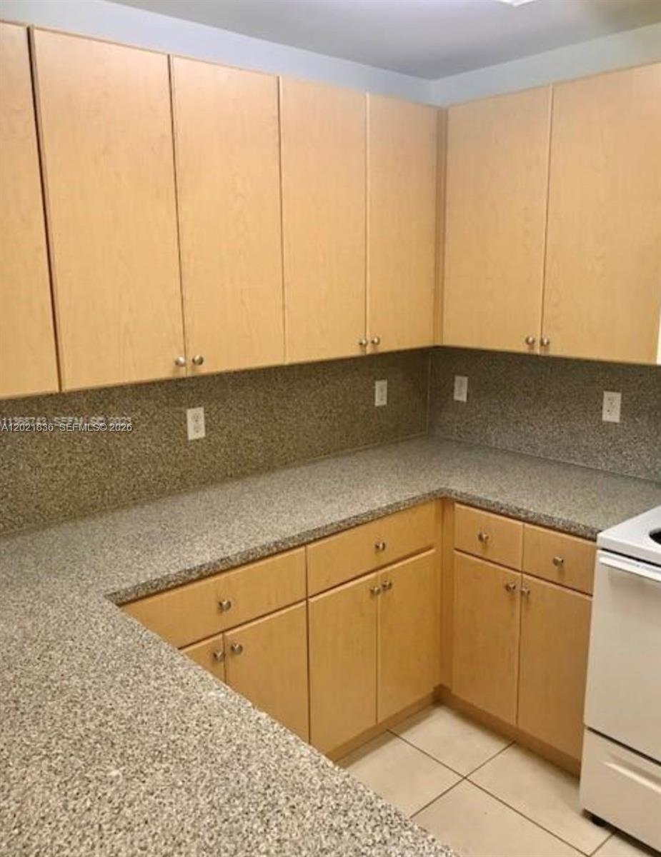 22631 SW 88th Pl # 18 Unit: 5-18