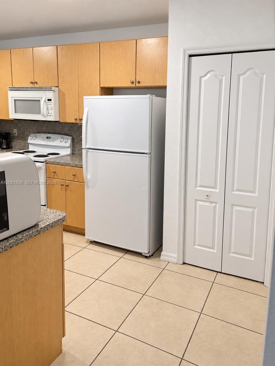 22631 SW 88th Pl # 18 Unit: 5-18