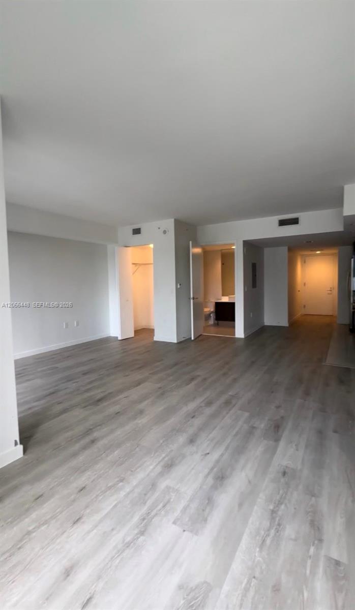 31 SE 6th St # 1503