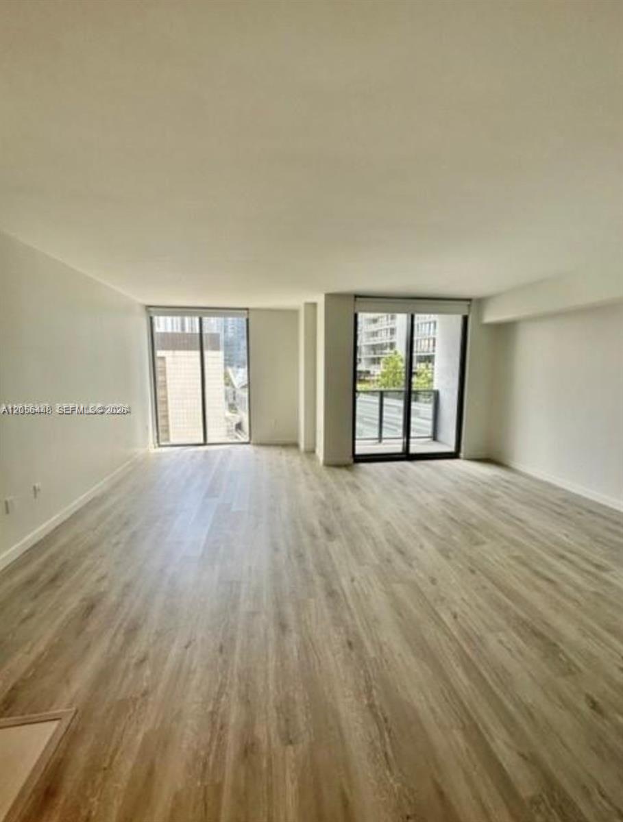 31 SE 6th St # 1503