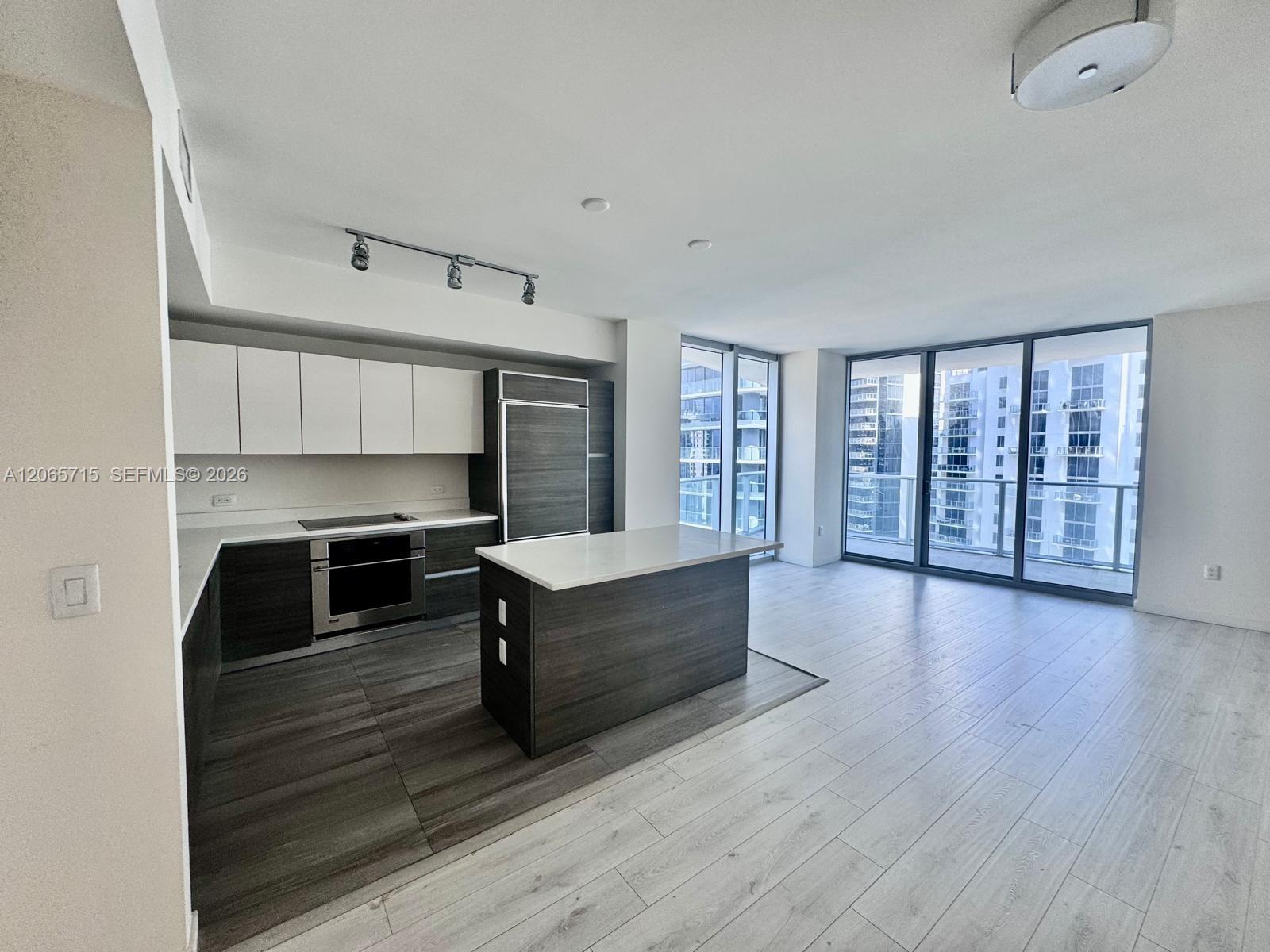 1100 S Miami Ave Unit: 3010