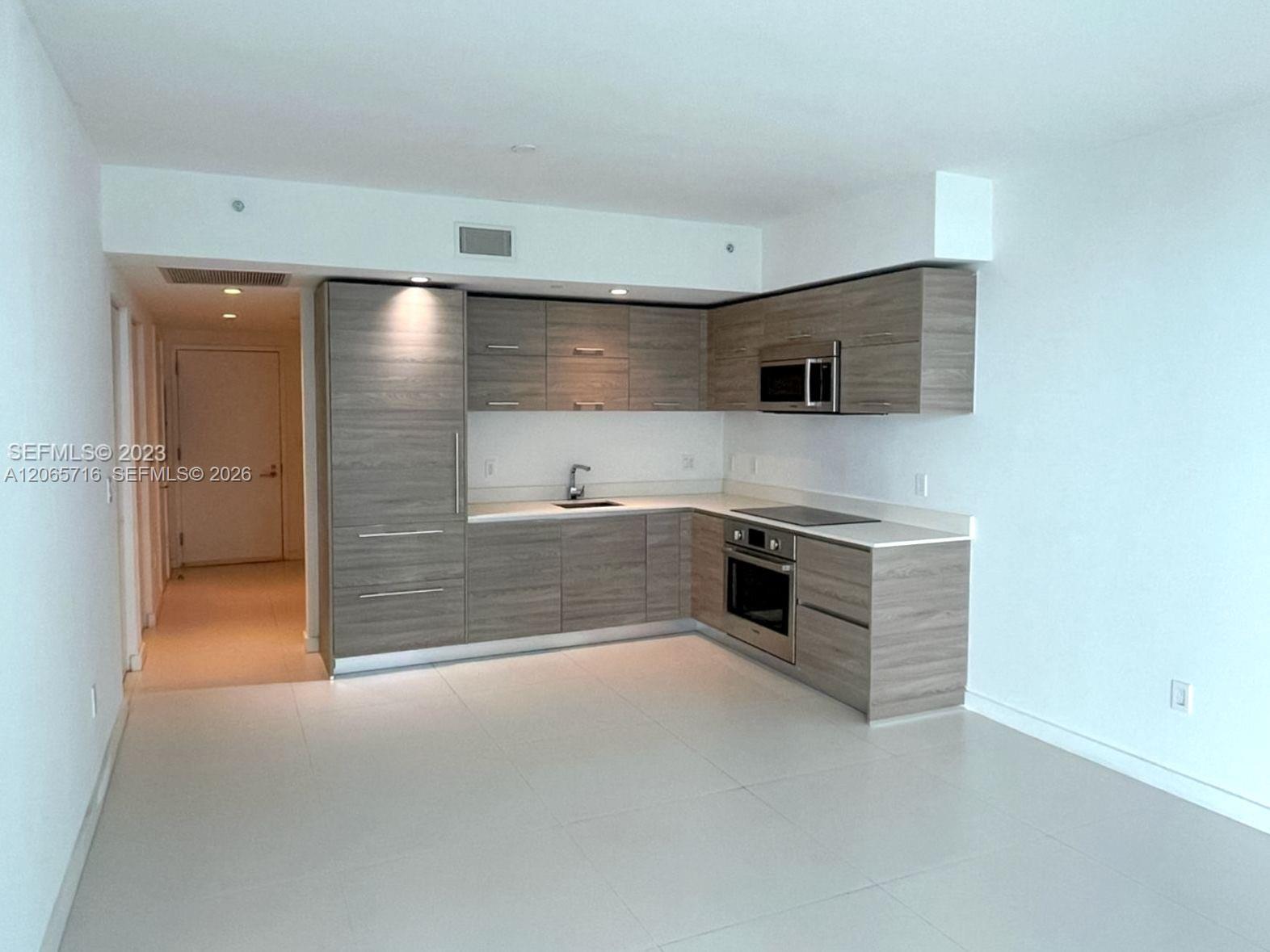 1300 S Miami Ave Unit: 1008