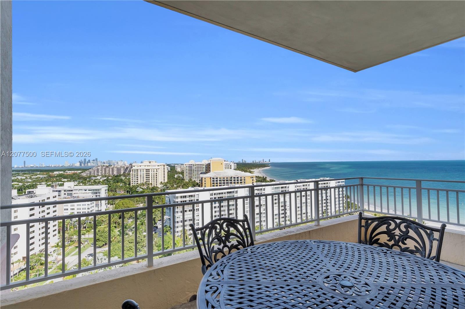 791 Crandon Blvd Unit: PH04