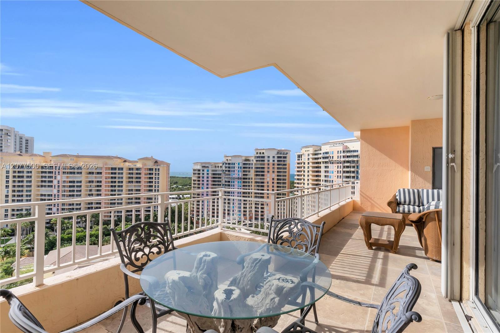 791 Crandon Blvd Unit: PH04