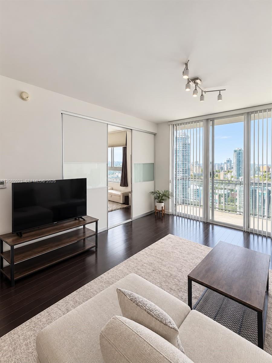 90 SW 3rd St # 2210