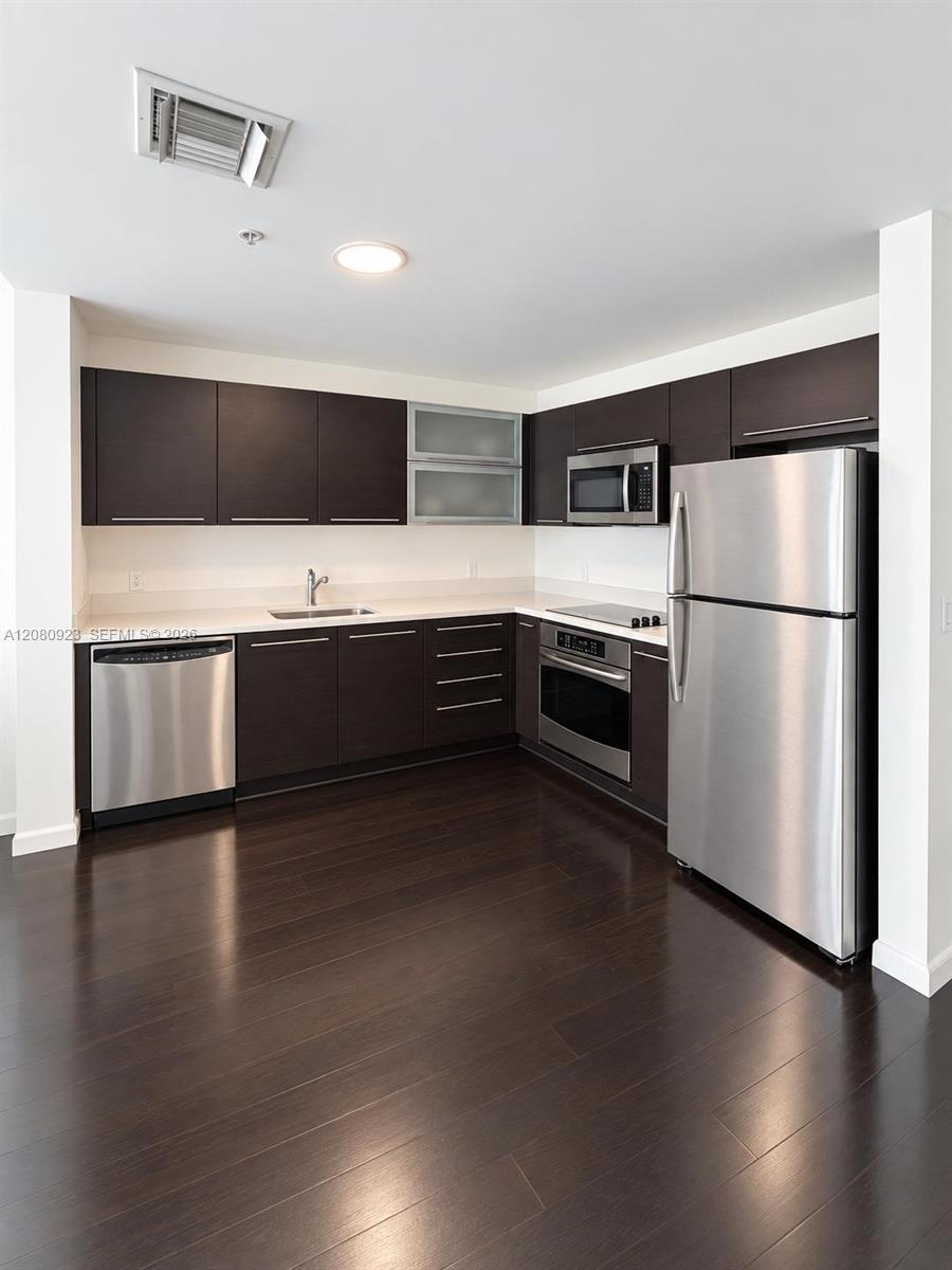 90 SW 3rd St # 2210