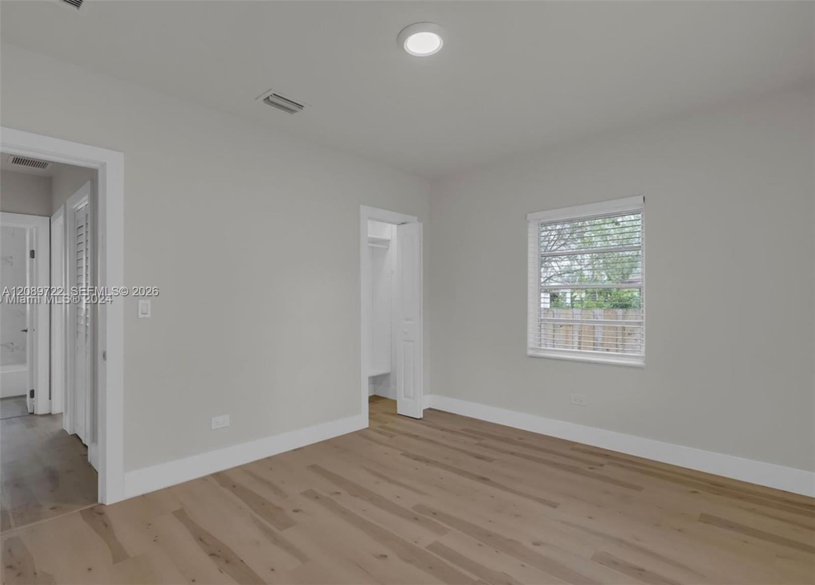 345 NW 44th St