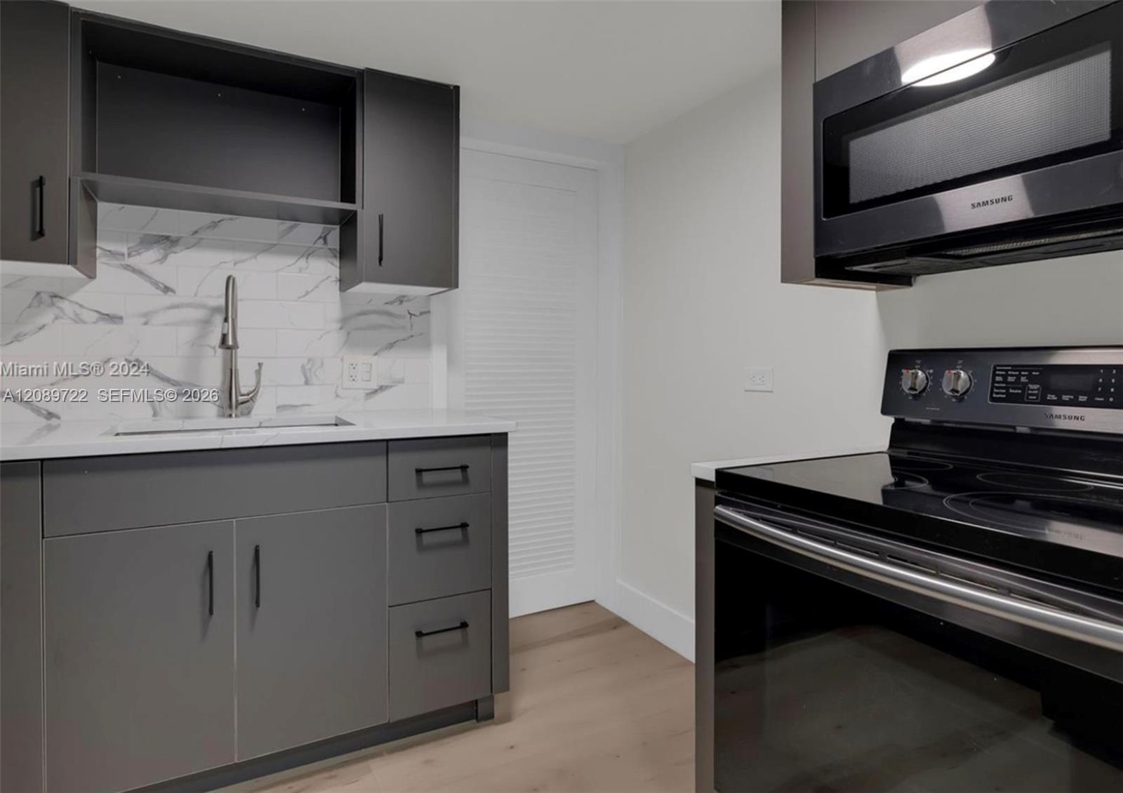 345 NW 44th St