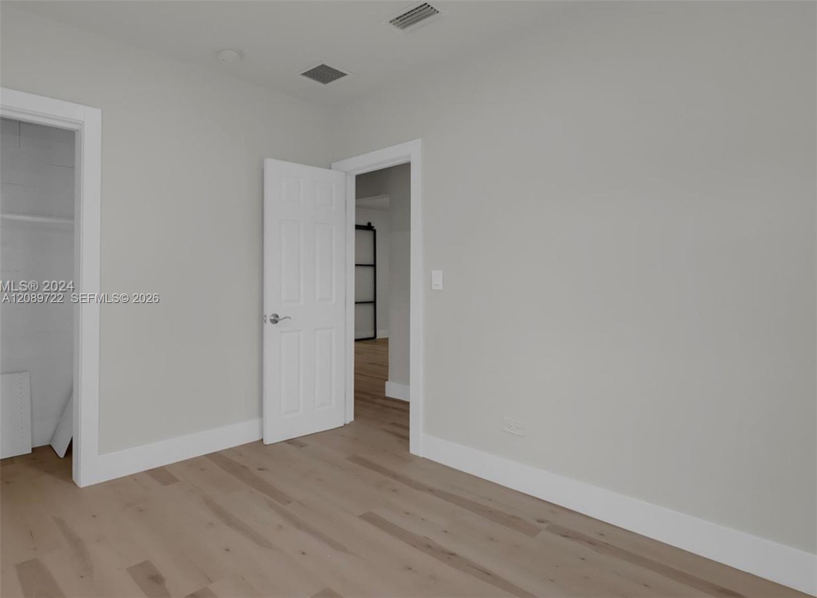 345 NW 44th St