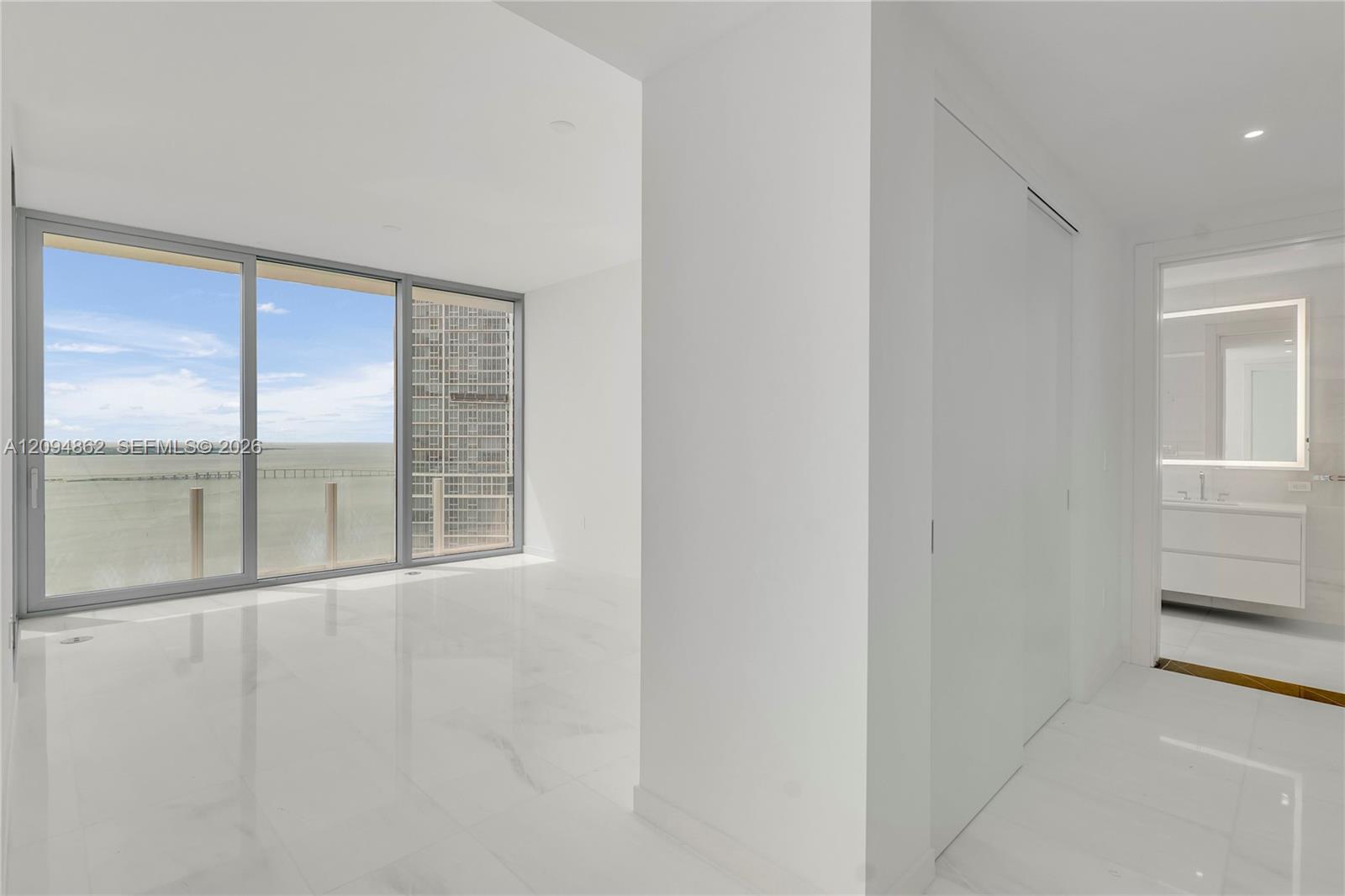 300 Biscayne Blvd Way # 4203