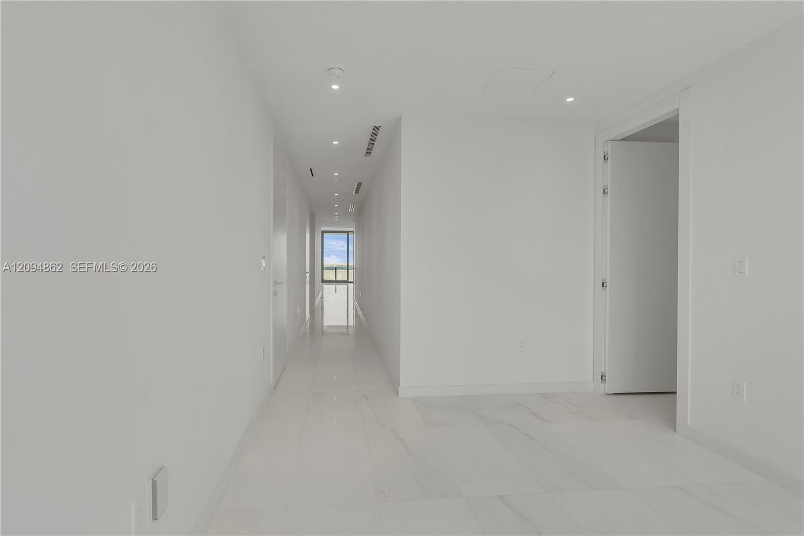 300 Biscayne Blvd Way # 4203