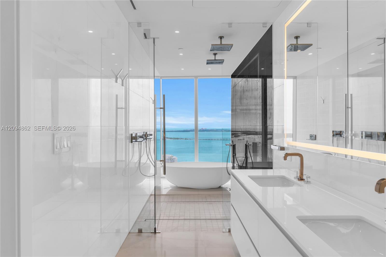 300 Biscayne Blvd Way # 4203