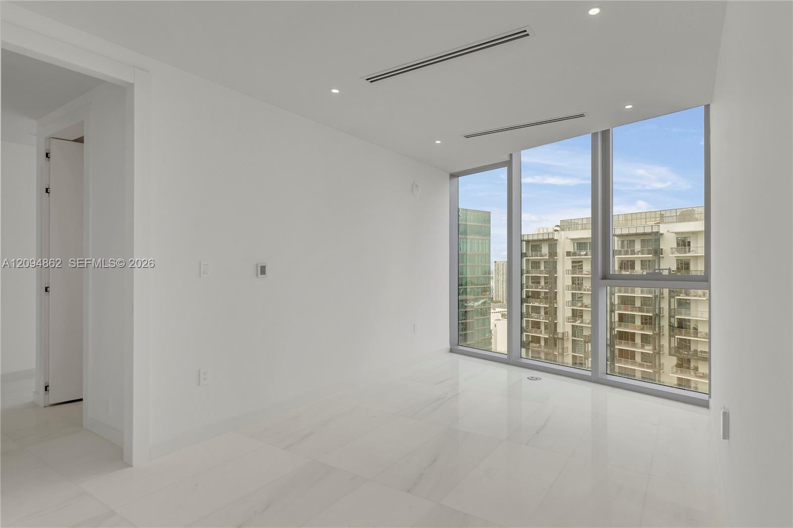 300 Biscayne Blvd Way # 4203