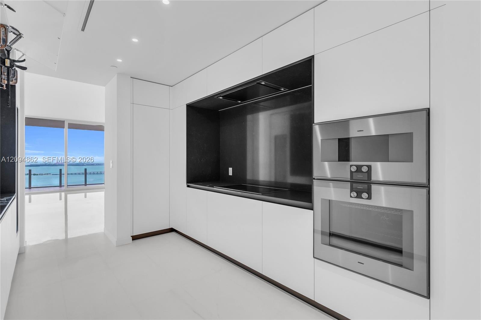 300 Biscayne Blvd Way # 4203