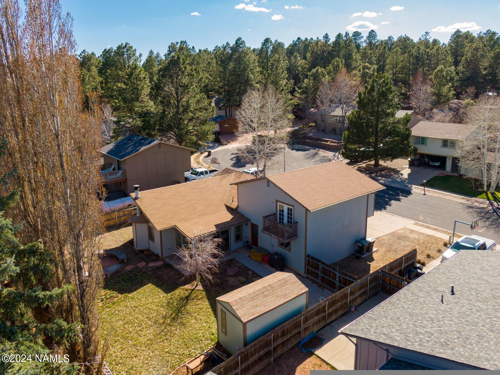 1818 N Hornet Way