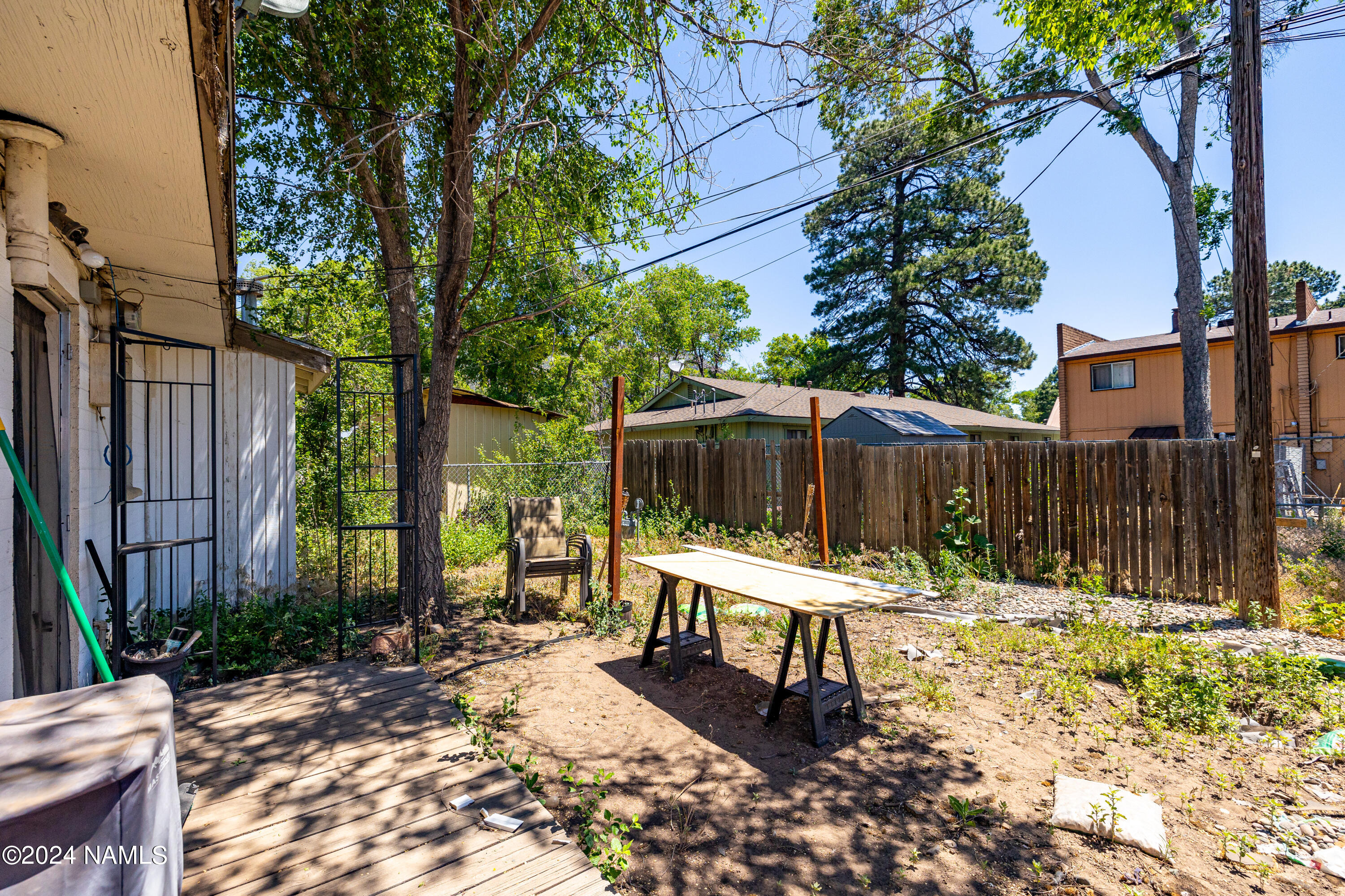 2712 N Rose Street