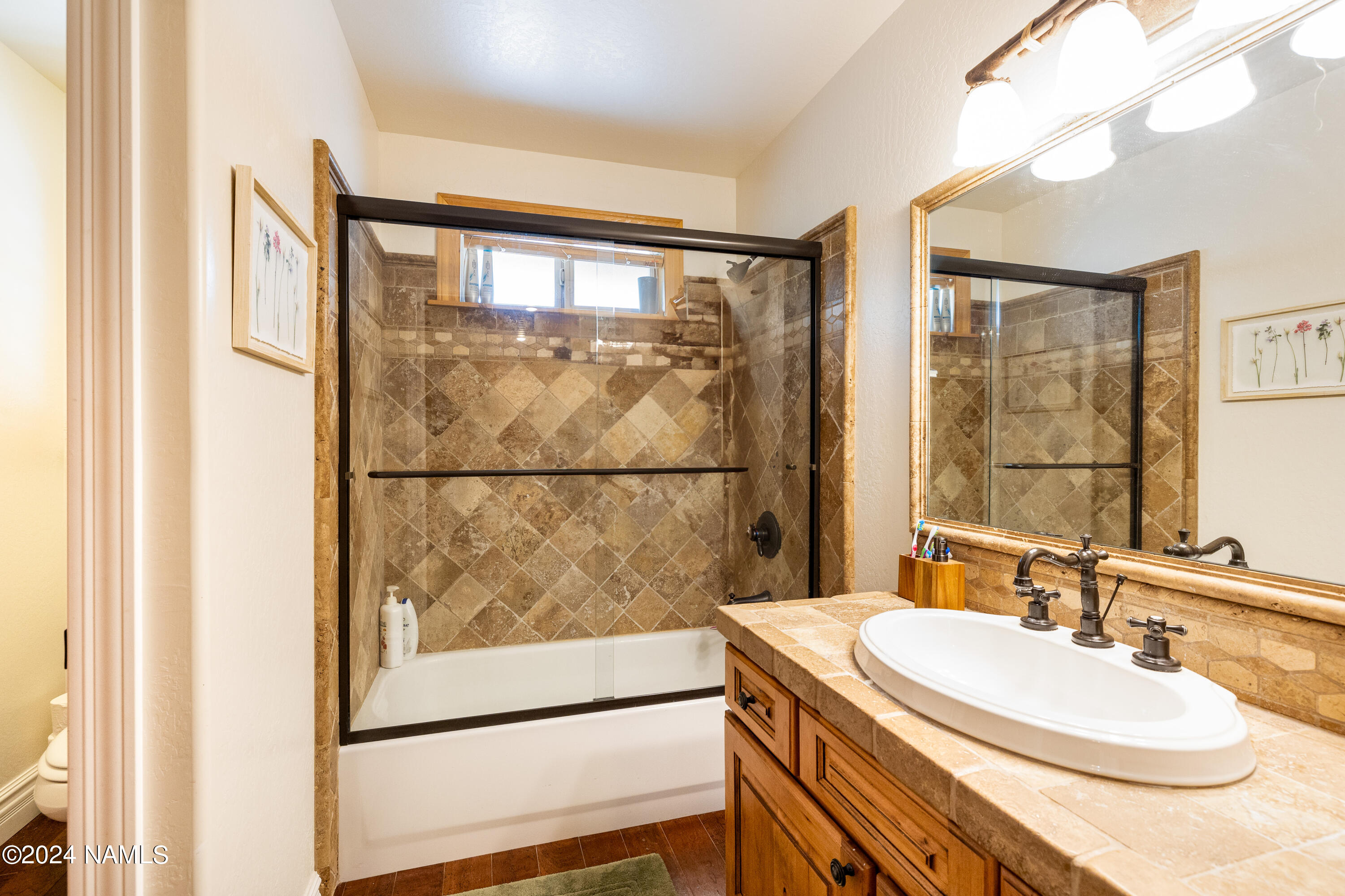 1440 E Antelope Trail