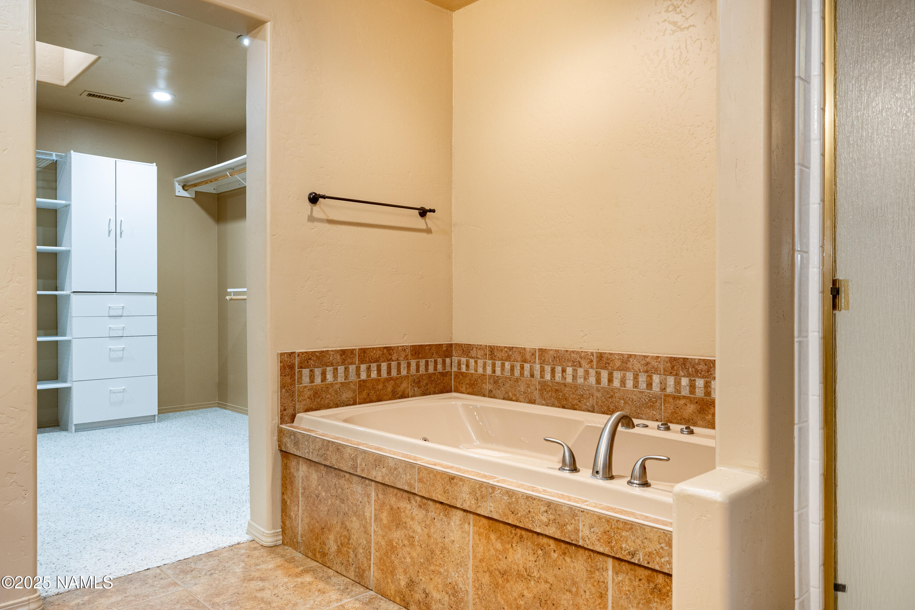8285 Caballo Way