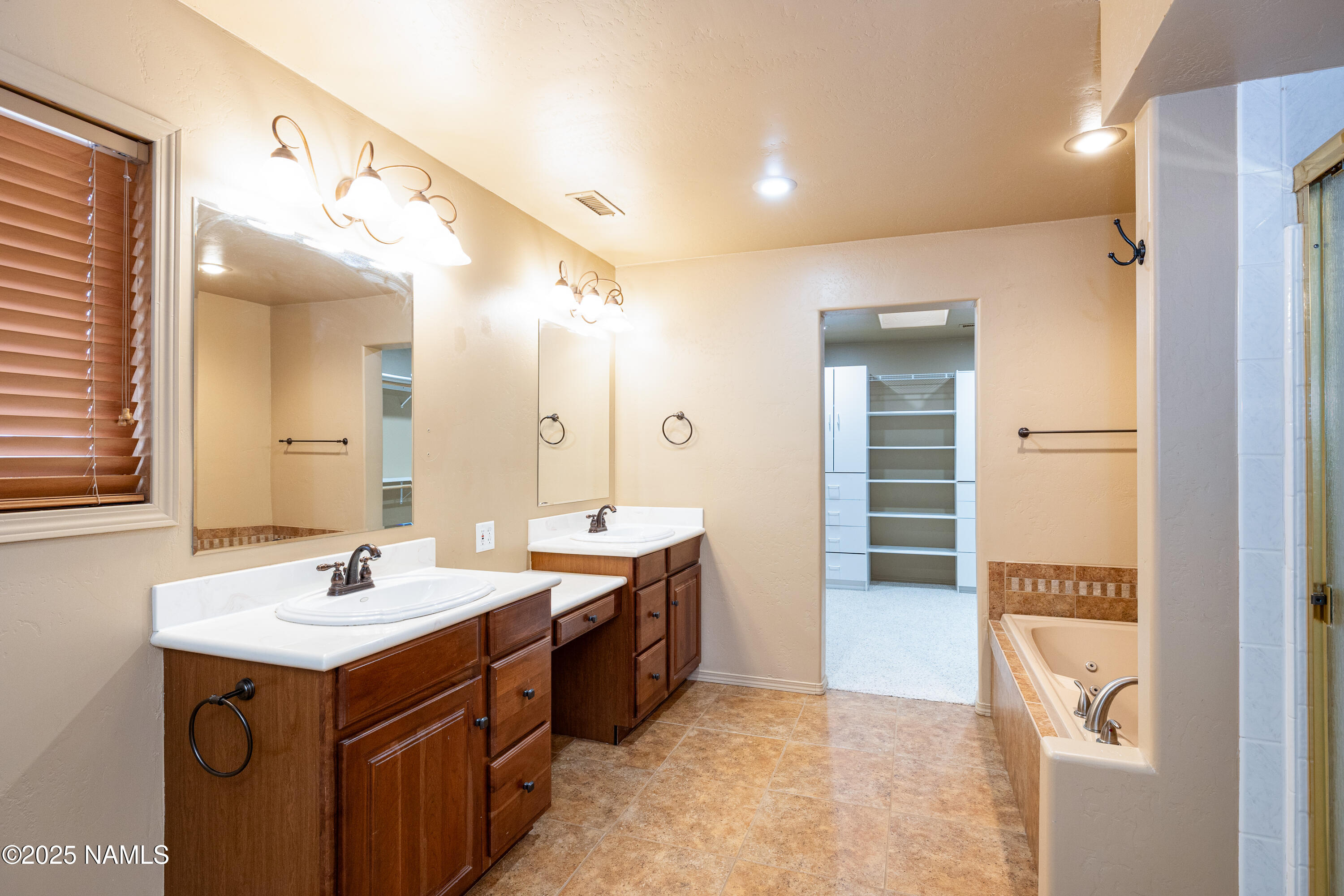 8285 Caballo Way