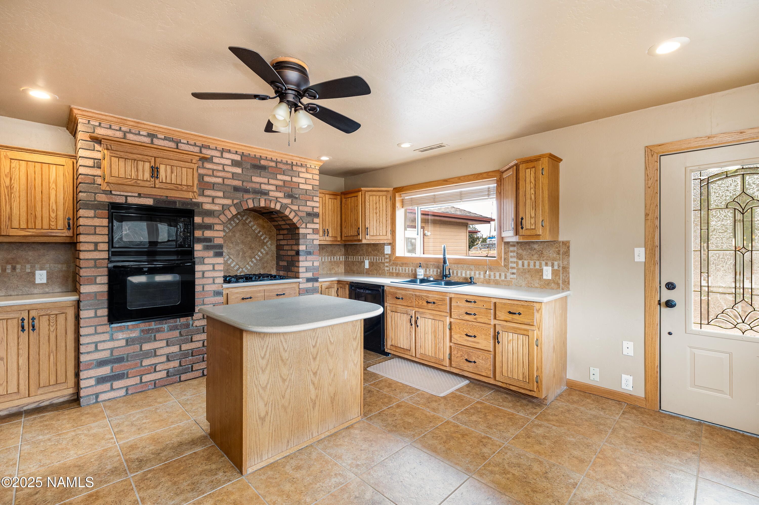 8285 Caballo Way