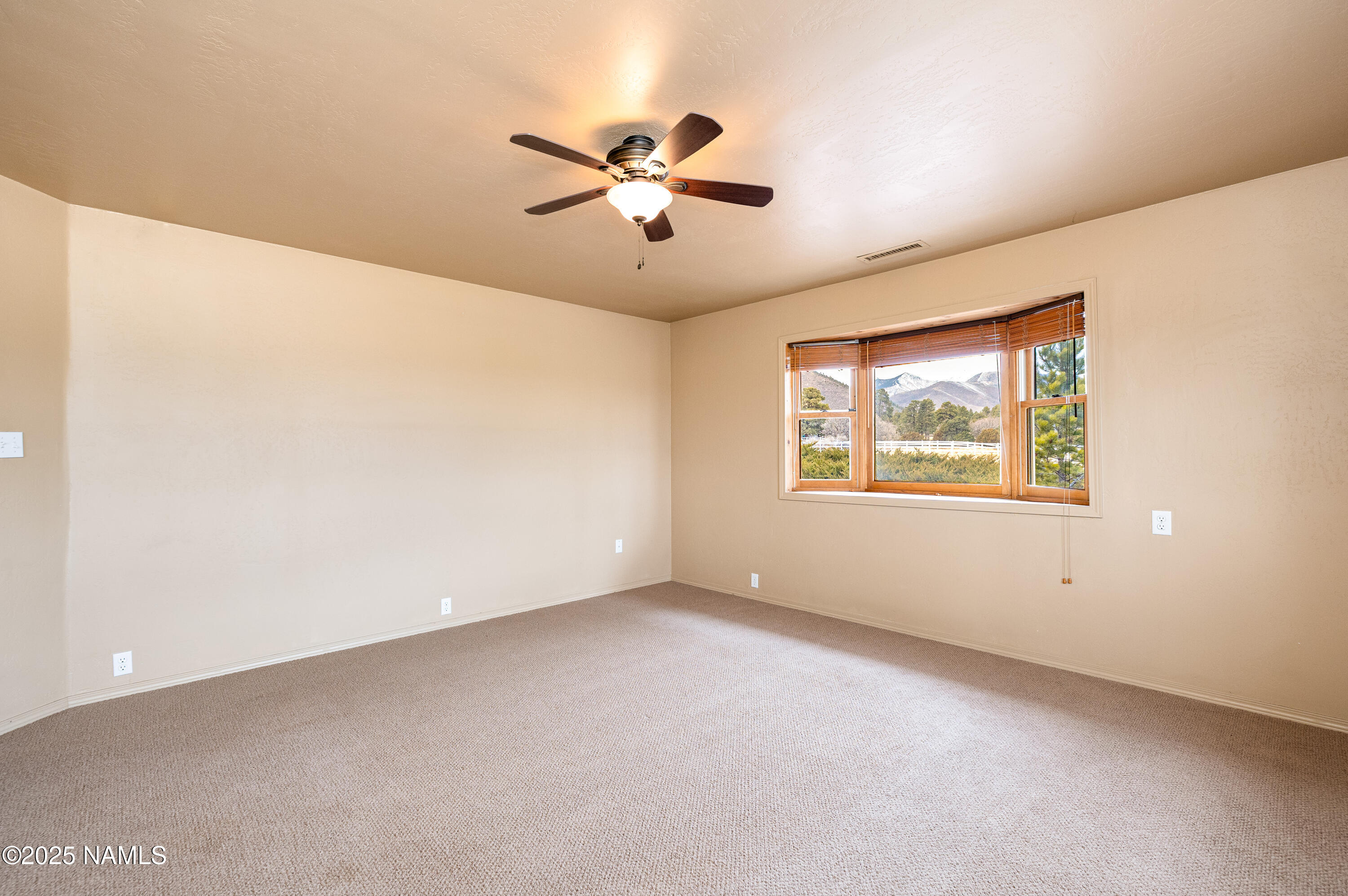 8285 Caballo Way