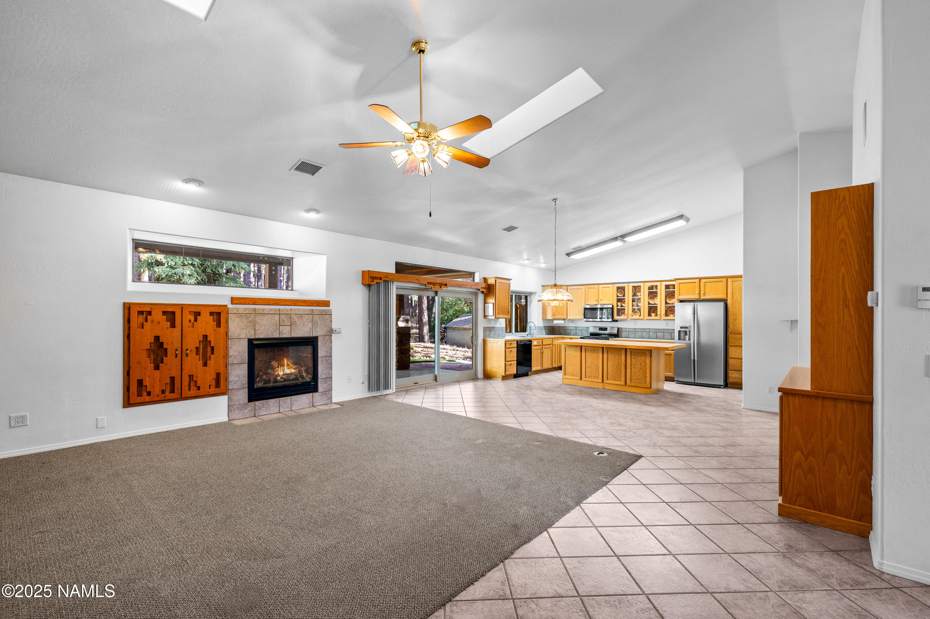 1734 N Mariposa Road