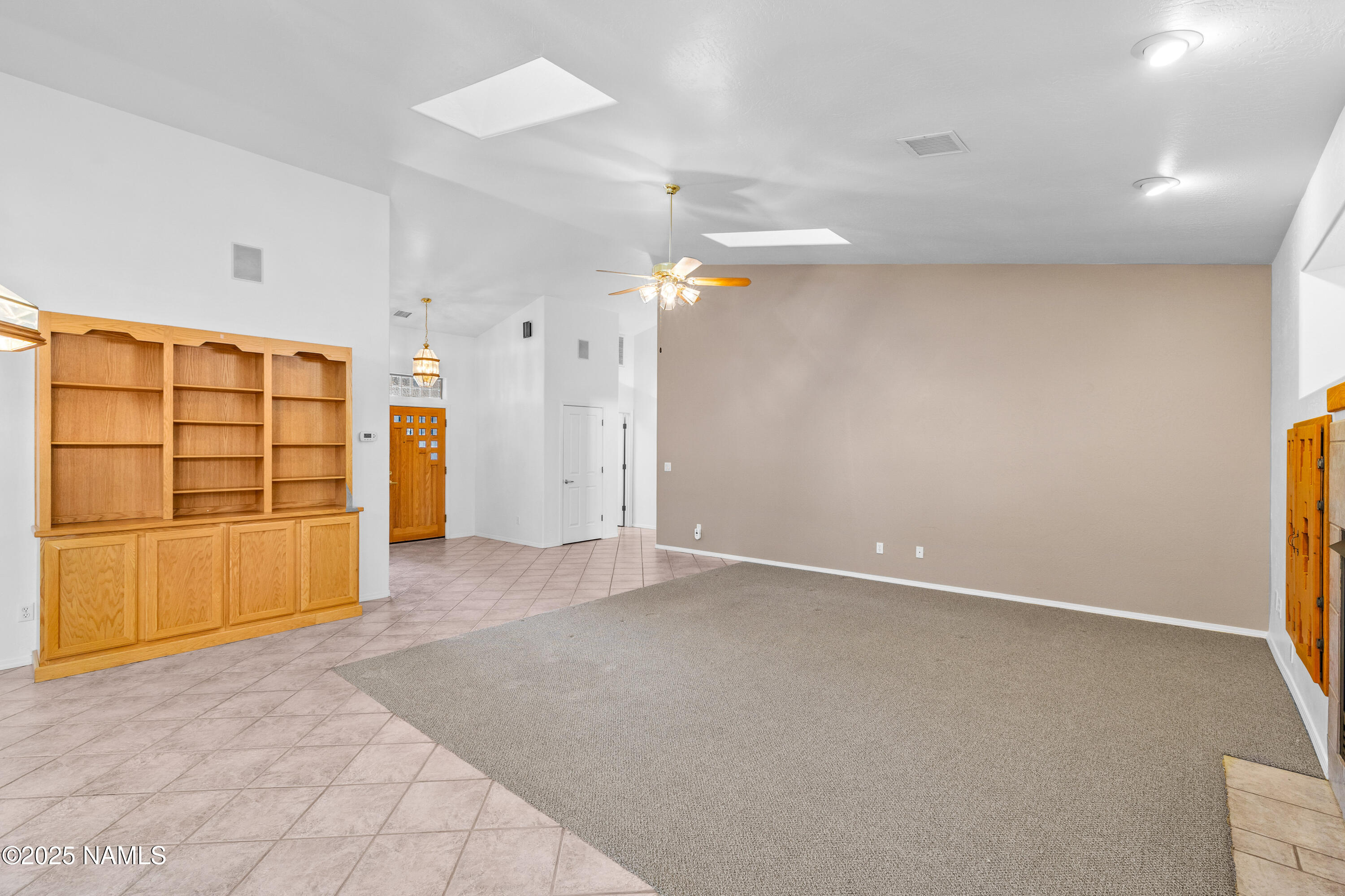 1734 N Mariposa Road