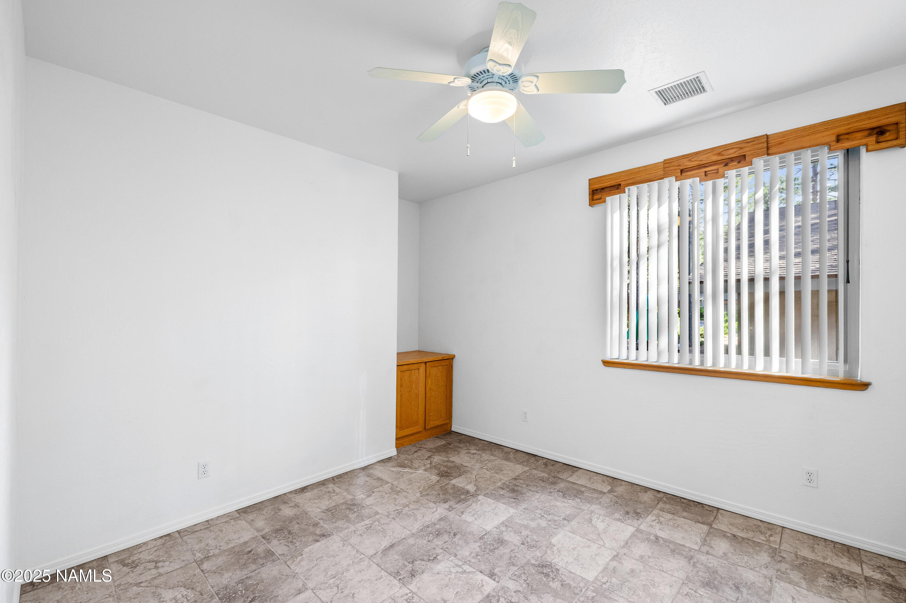 1734 N Mariposa Road